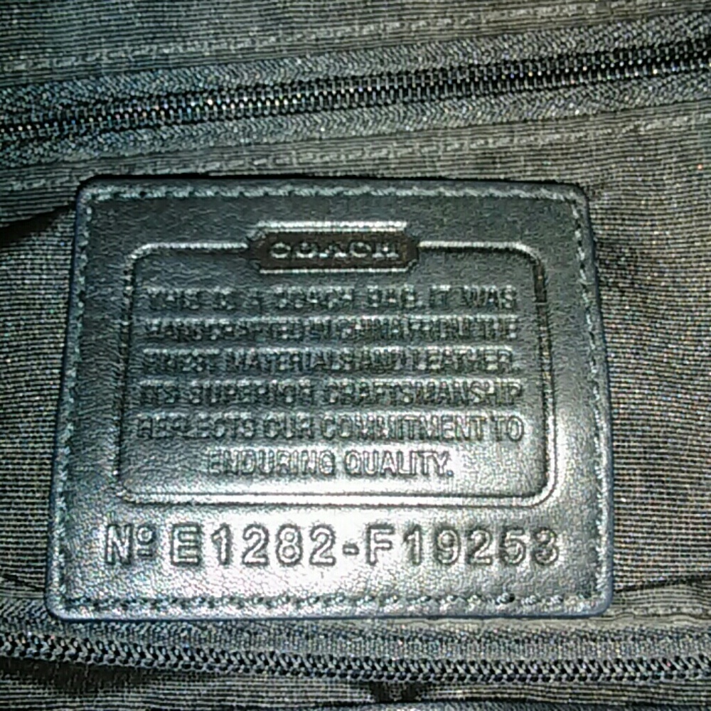 Coach Purse With Matching Wallet - Picture 2 of 8
